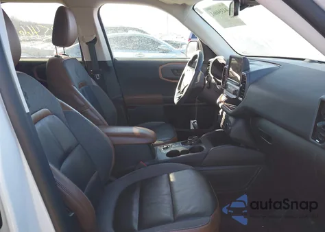 2022 Ford Bronco Sport Outer Banks z USA, uszkodzony, nr VIN 3FMCR9C68NRD59753